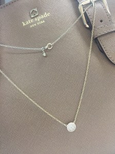 Gold circle necklace